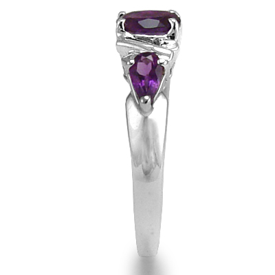 Mother's ring Three Stone Amethyst 14k R408