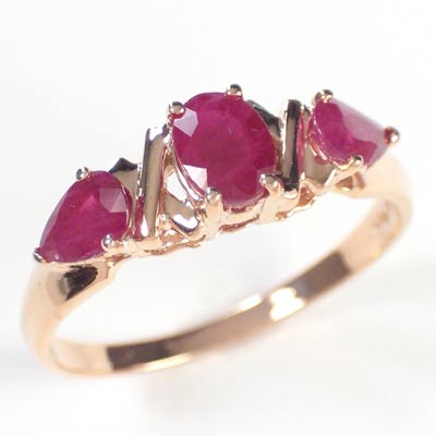 Mother's ring 14k Gold Three Stone Ruby R412