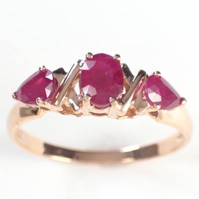Mother's ring 14k Gold Three Stone Ruby R412