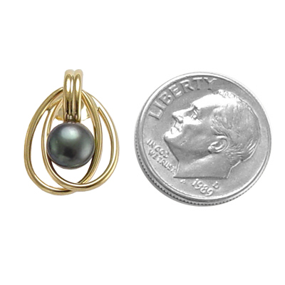 14k Gold Black Pearl Earrings E373