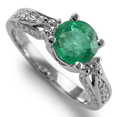 Natural Colombian Emerald and Diamond ring 18k R972 Natural Colombian Emerald and Diamond ring 18k R972