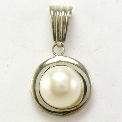 14k White Gold Pearl Pendant P425