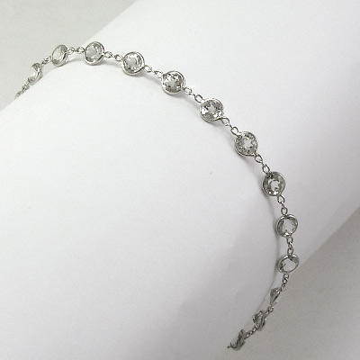 14k White Gold Topaz Bracelet B210