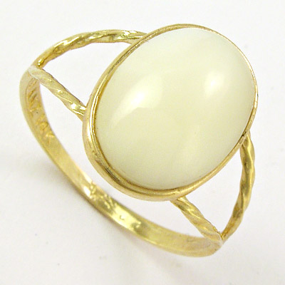 18k Gold Mother of Pearl Ring R1064
