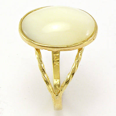 18k Gold Mother of Pearl Ring R1064