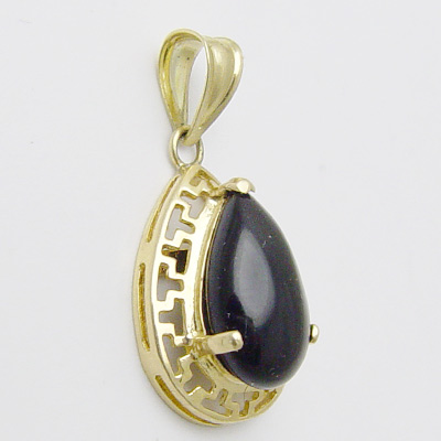 14k Gold Pear Cut Onyx Pendant P462