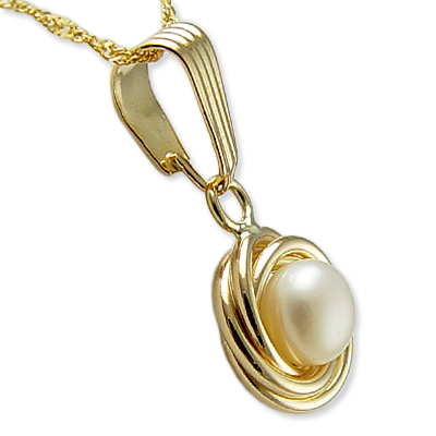 14k Gold White Pearl Charm P464
