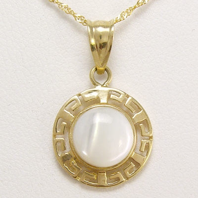 14k Yellow Gold Mother of Pearl Pendant Necklace P482