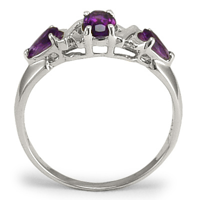 Mother's ring Three Stone Amethyst 10k R1220