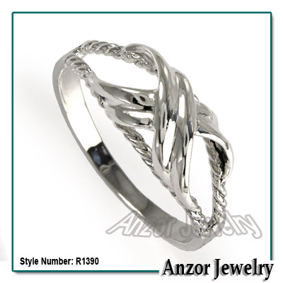 Pure Platinum 950 Double X Ring R1390