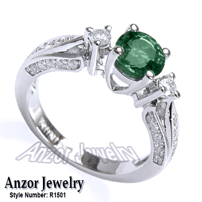 950 Platinum Colombian Emerald & Diamond ring R1501