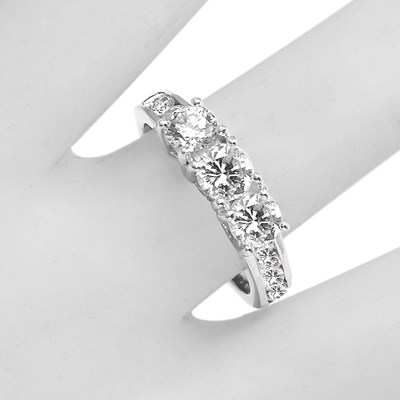 Diamond Engagemen Ring in 14k White Gold R1879