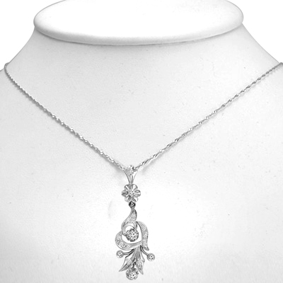 Russian Style Diamond Pendant in 18k P936