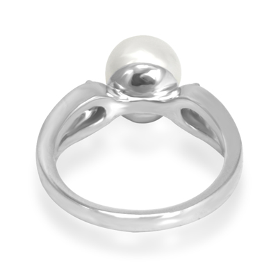 South Sea Cultured Pearl Split Shank Diamond Ring R1984 South Sea Cultured Pearl Split Shank Diamond Ring R1984