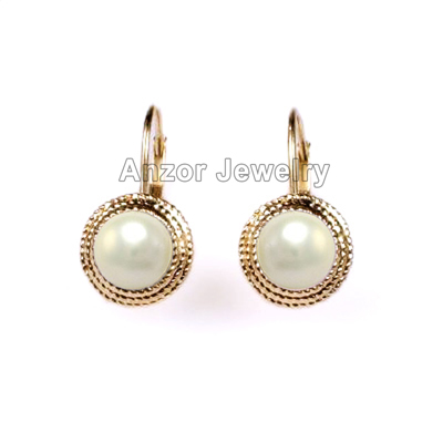 14k Yellow Gold 6mm White Pearl Earrings 14k Yellow Gold 6mm White Pearl Earrings