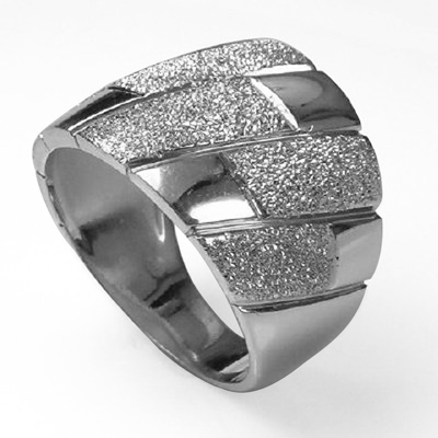 14k Solid White Gold Fancy-cut Gold women's Ring 6 to 9.5 14k Solid White Gold Fancy-cut Gold women's Ring 6 to 9.5