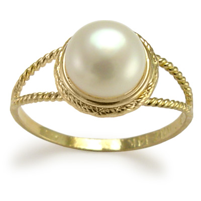 Gorgeous 14k Yellow Gold White Pearl Ring R191