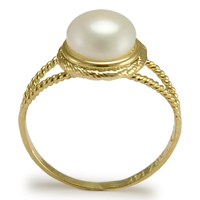 Gorgeous 14k Yellow Gold White Pearl Ring R191