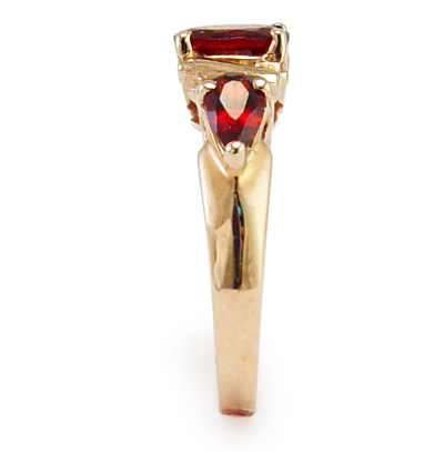 Genuine Garnet 3-Stone Ring 14k Gold R708