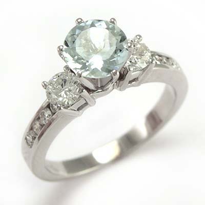 14k White Gold Aquamarine and Diamond Ring R700