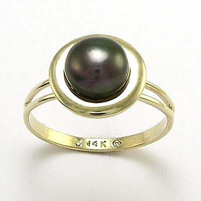 14k Gold Black Pearl Ring R721