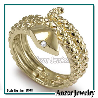 Woman's 14k Gold Flexible Mesh Ring R859 - Anzor Jewelry