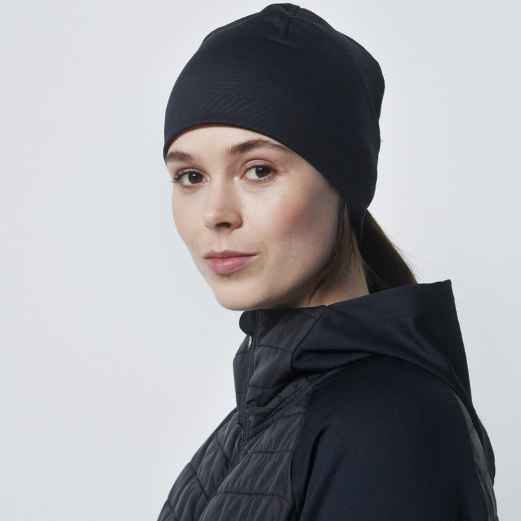 Daily Sports Micro Fleece Hat - Black