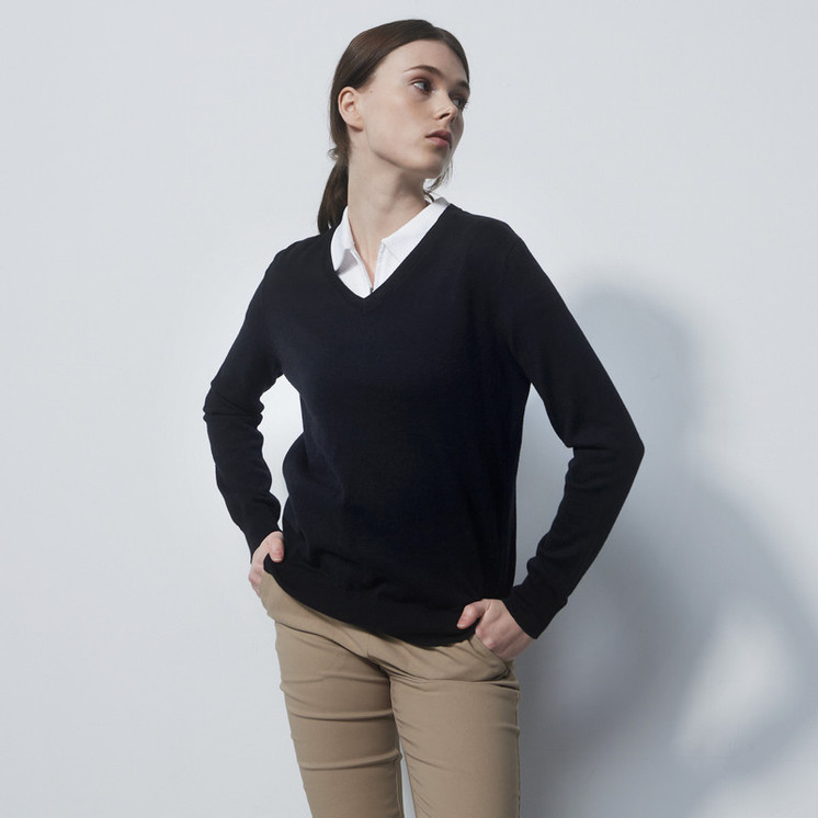 Daily Sports Plain Knit Woman's Golf Pullover - Black