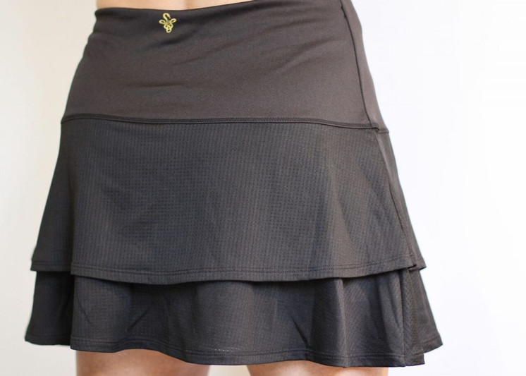Red Belly Active Women's Golf Clothes | Flip Golf Skort - Black