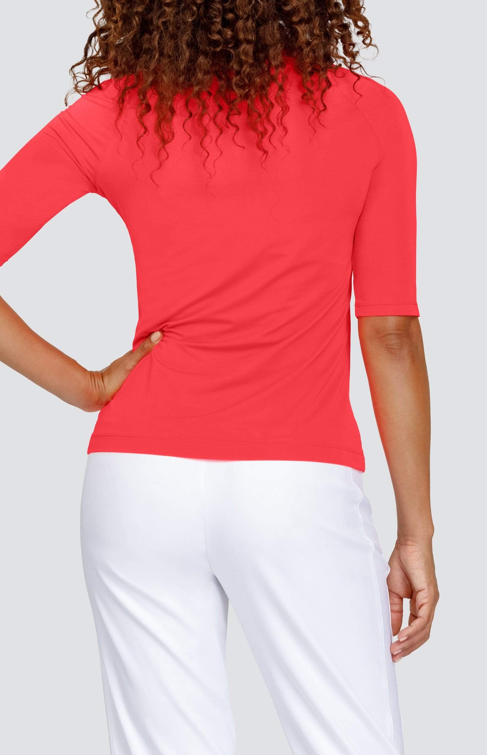 Tail Activewear Oakley Women's Golf Top - Aurora - FINAL SALE - Fore Ladies  - Golf Dresses and Clothes, Tennis Skirts and Outfits, and Fashionable  Activewear