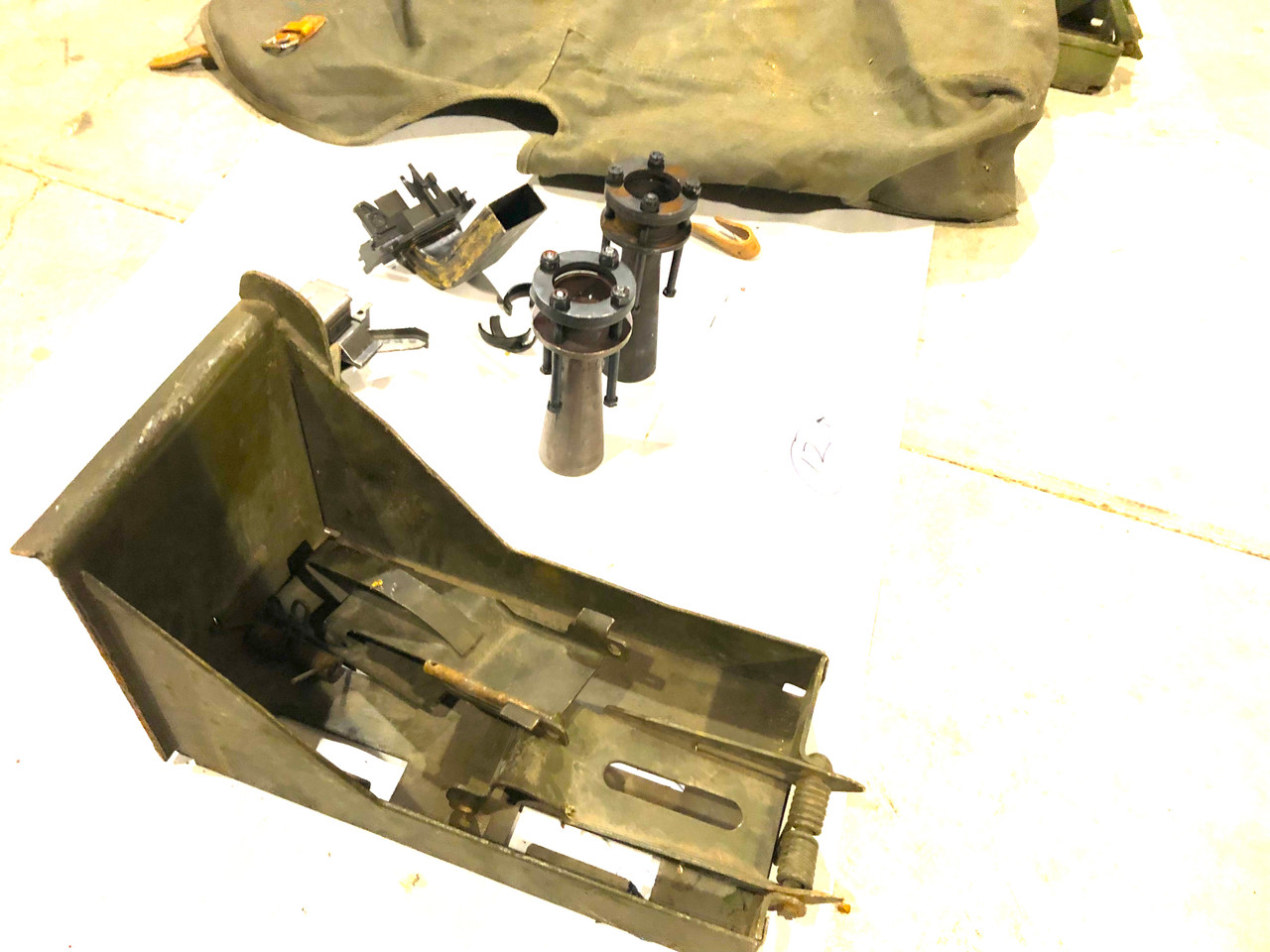 M2HB Parts Lot - 12