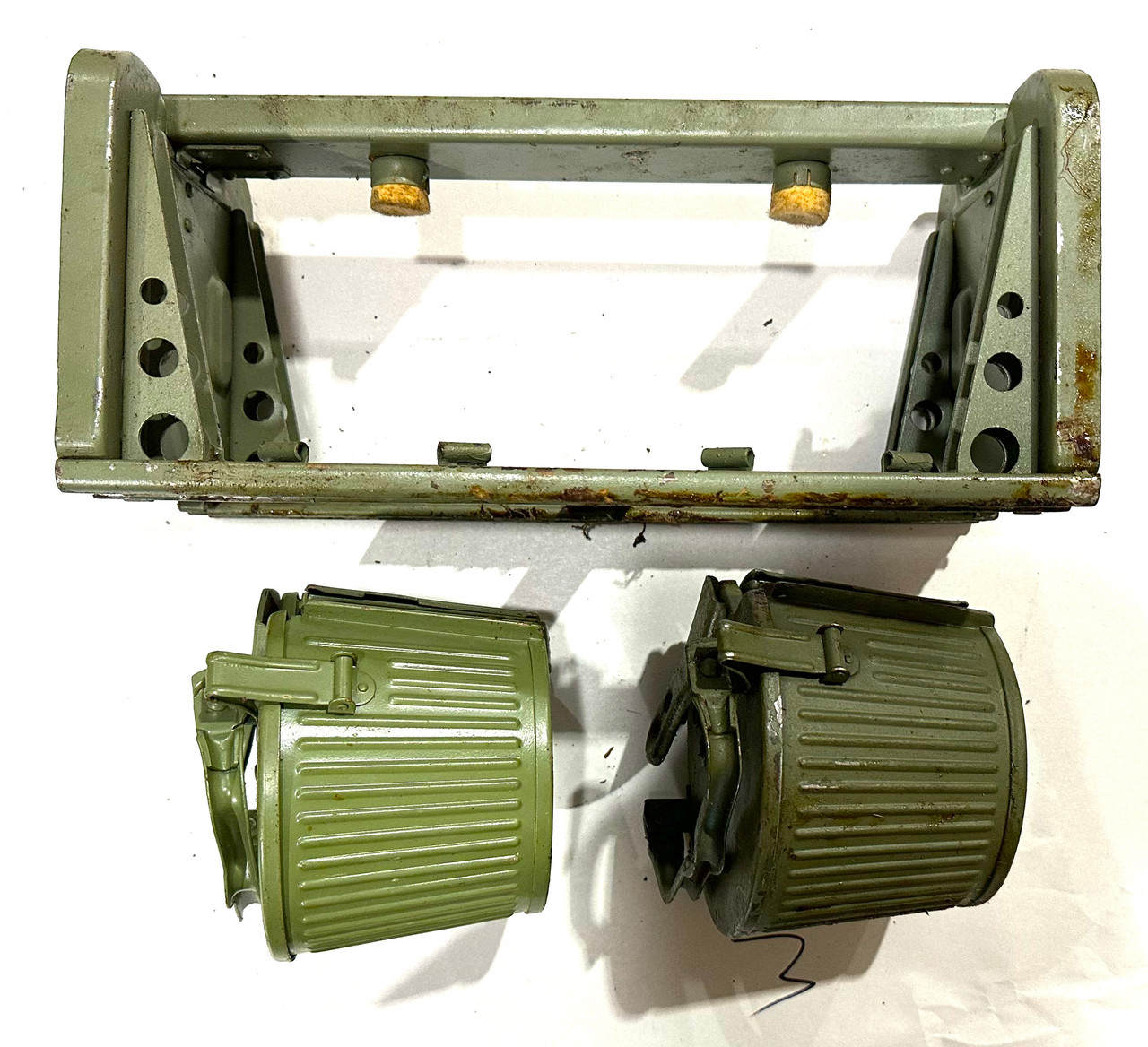 230716-03:  Original HASAG WW2 dated Basket Drum and Carrier Set  (Yugo Repainted)  (SHIPS FREE in Lower 48)