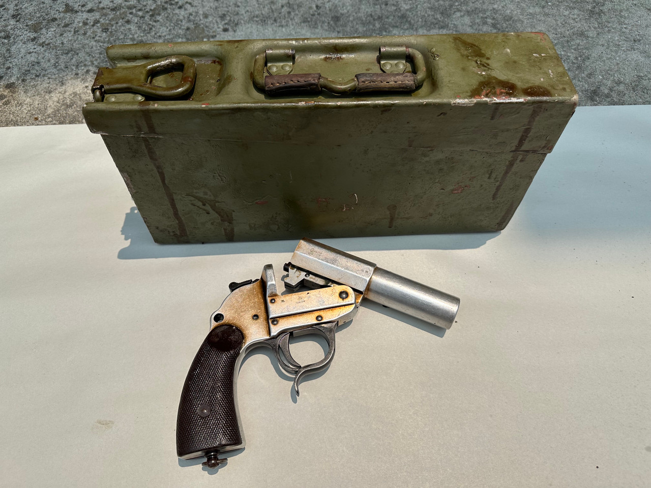 Lot 230717-03: Walther 1939 Banner Logo LP34 with Fallschirmjäger (paratrooper) Ammo Can - Aluminum Ammo Can (SHIPS FREE)