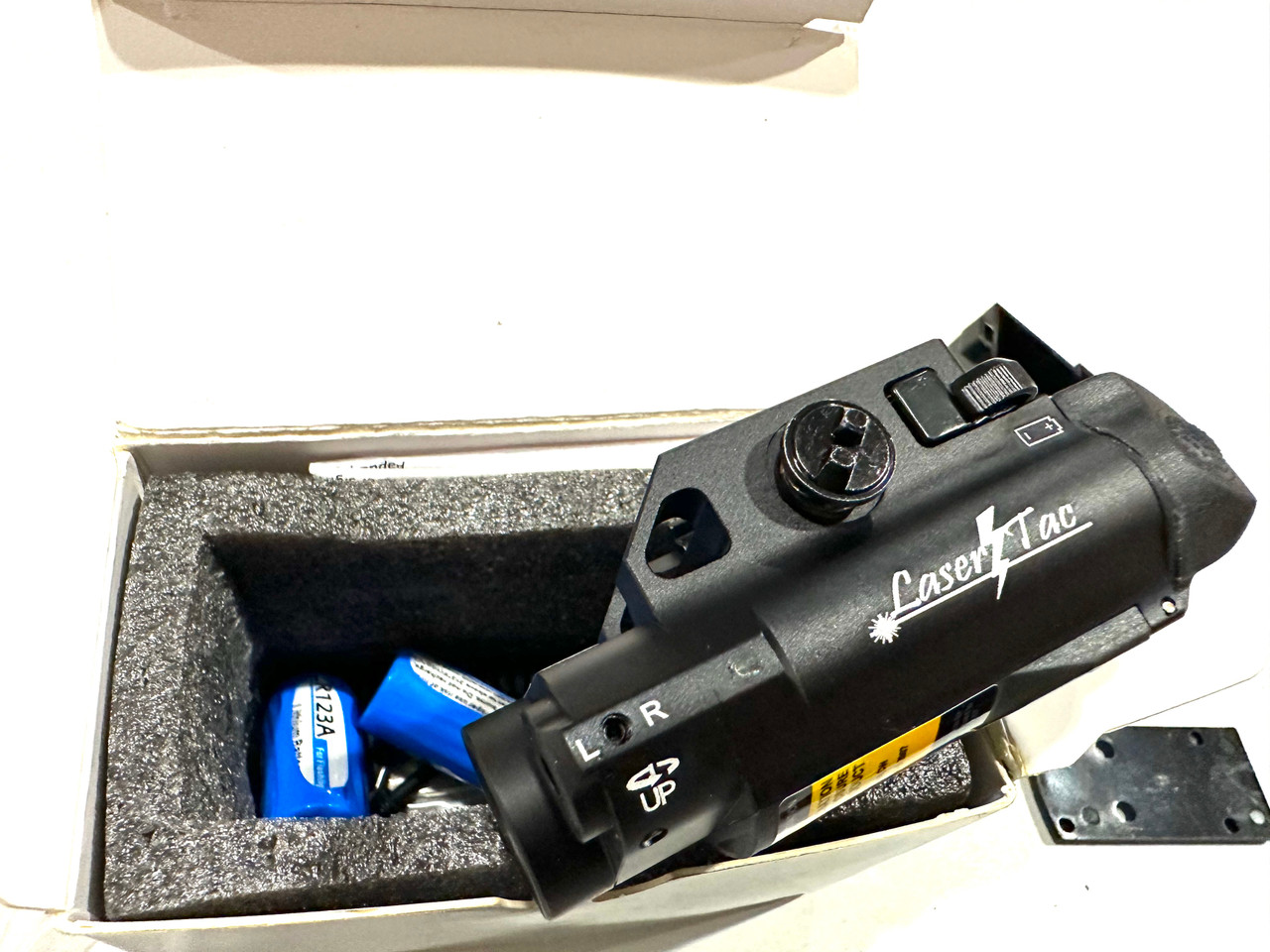 Lot 21: 2 Red Dot Sights and a Laser Max CL7-G - BRP CORP