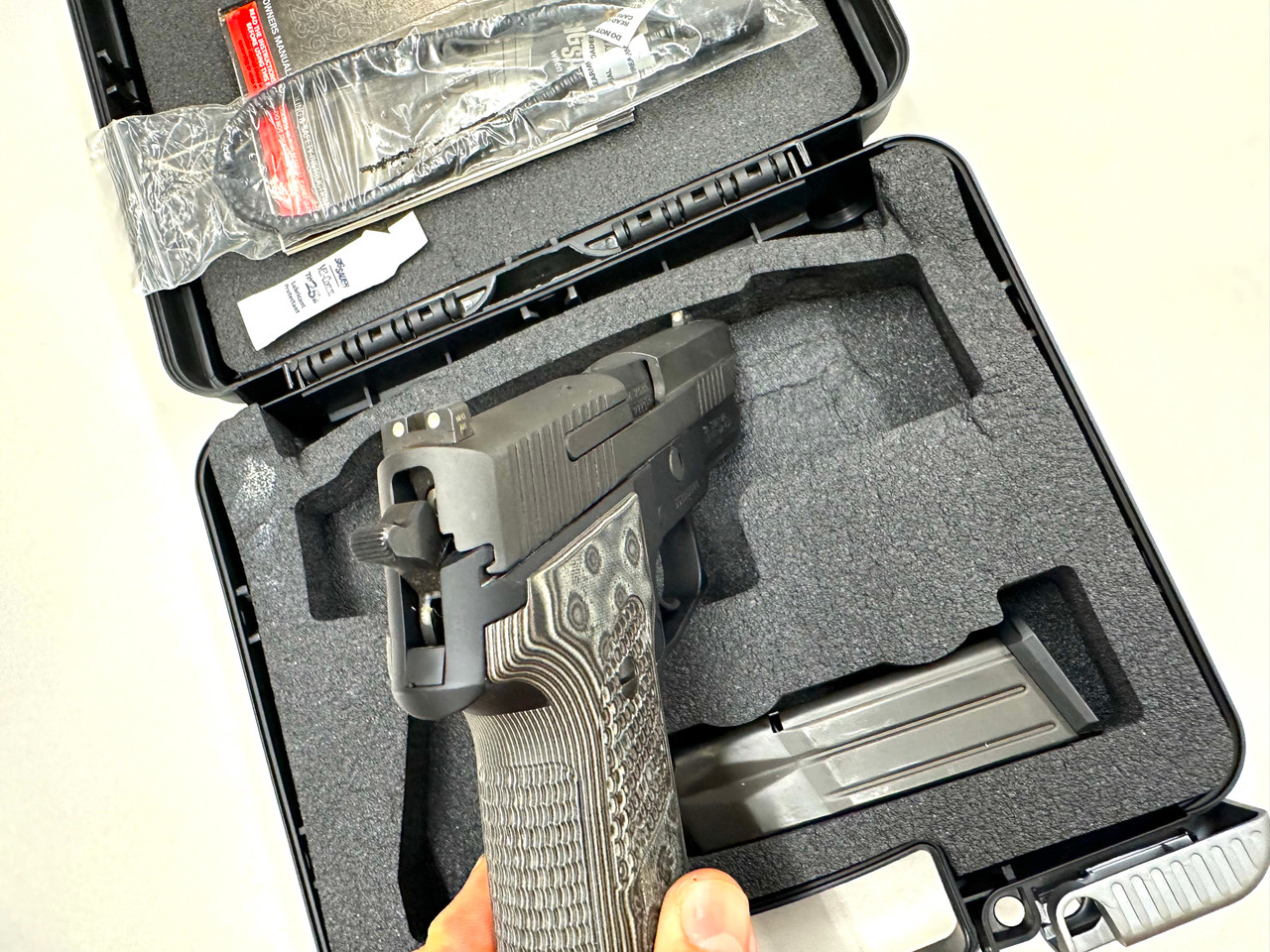LOW-GUNS FN America