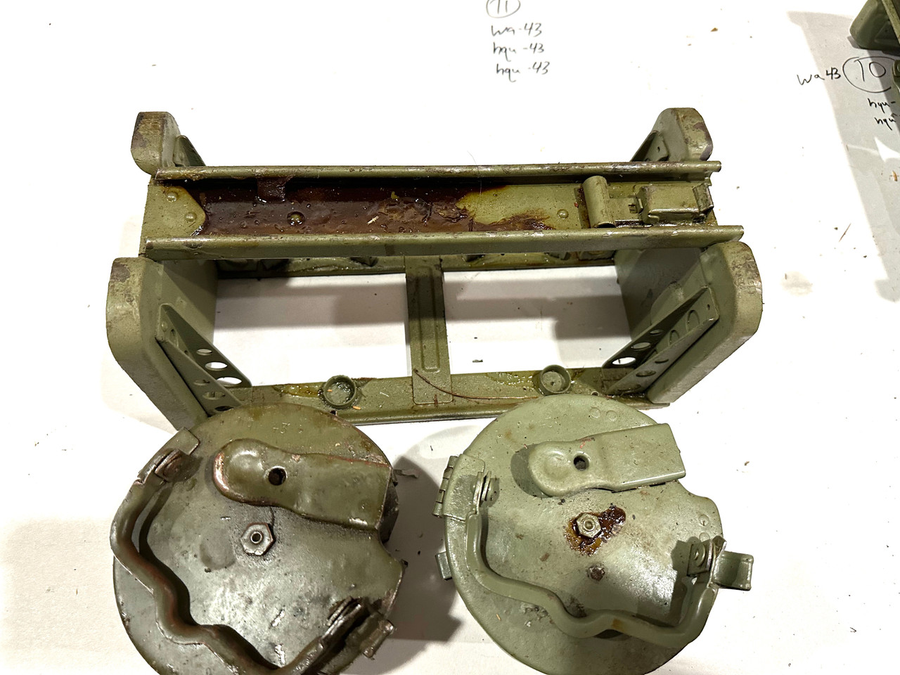 230909-11:  Original WW2 dated Basket Drum and Carrier Set  (Yugo Repainted)  (SHIPS FREE in Lower 48)