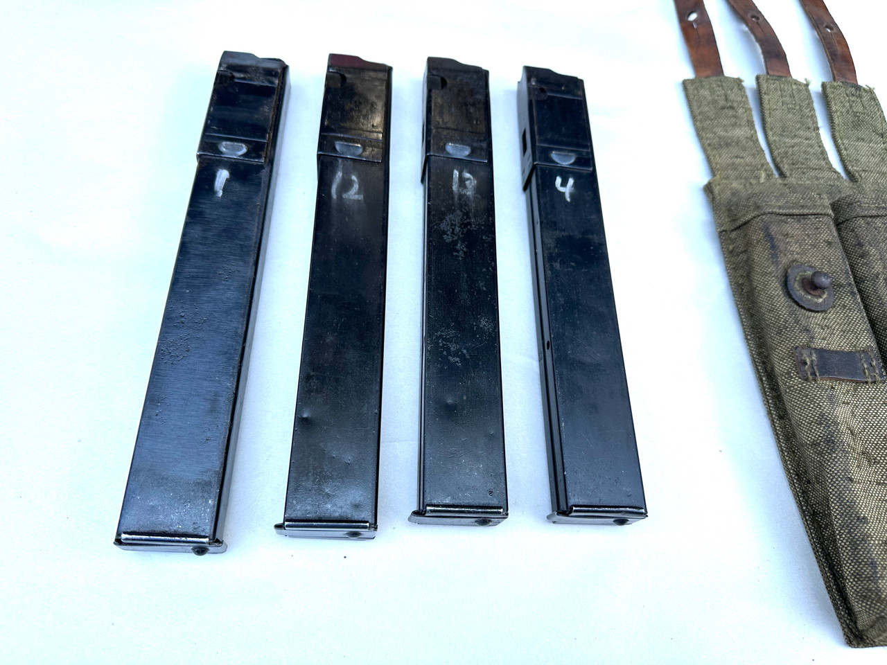 LOT MT-230908-05: 4x Steyr 1941 Early Slab Side Mags and Pouch Set (SHIPS FREE in Lower 48)