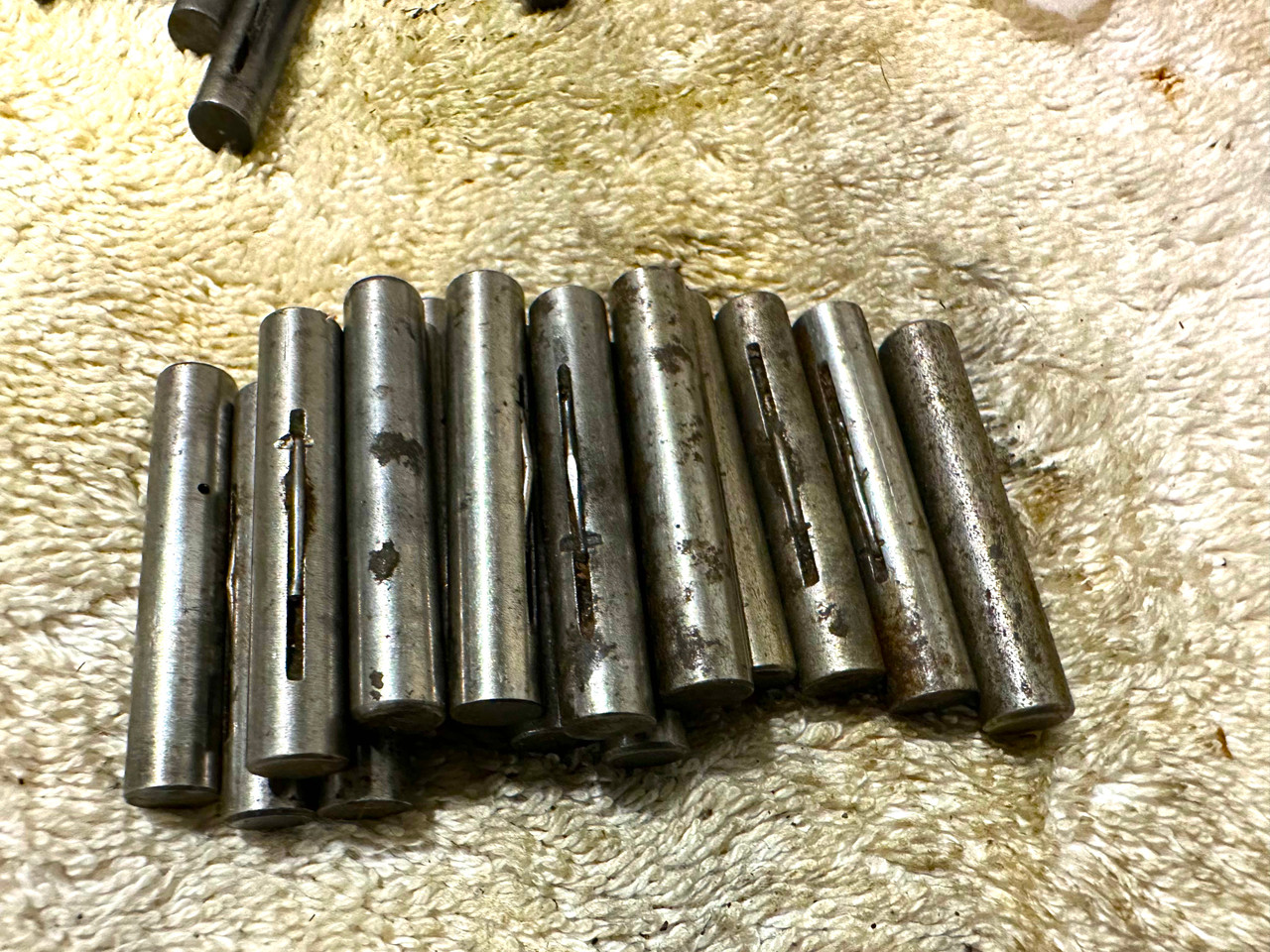 ACCELERATOR & BREECH LOCK PIN ASSEMBLY, 1917A1, 1919A4, 1919A5