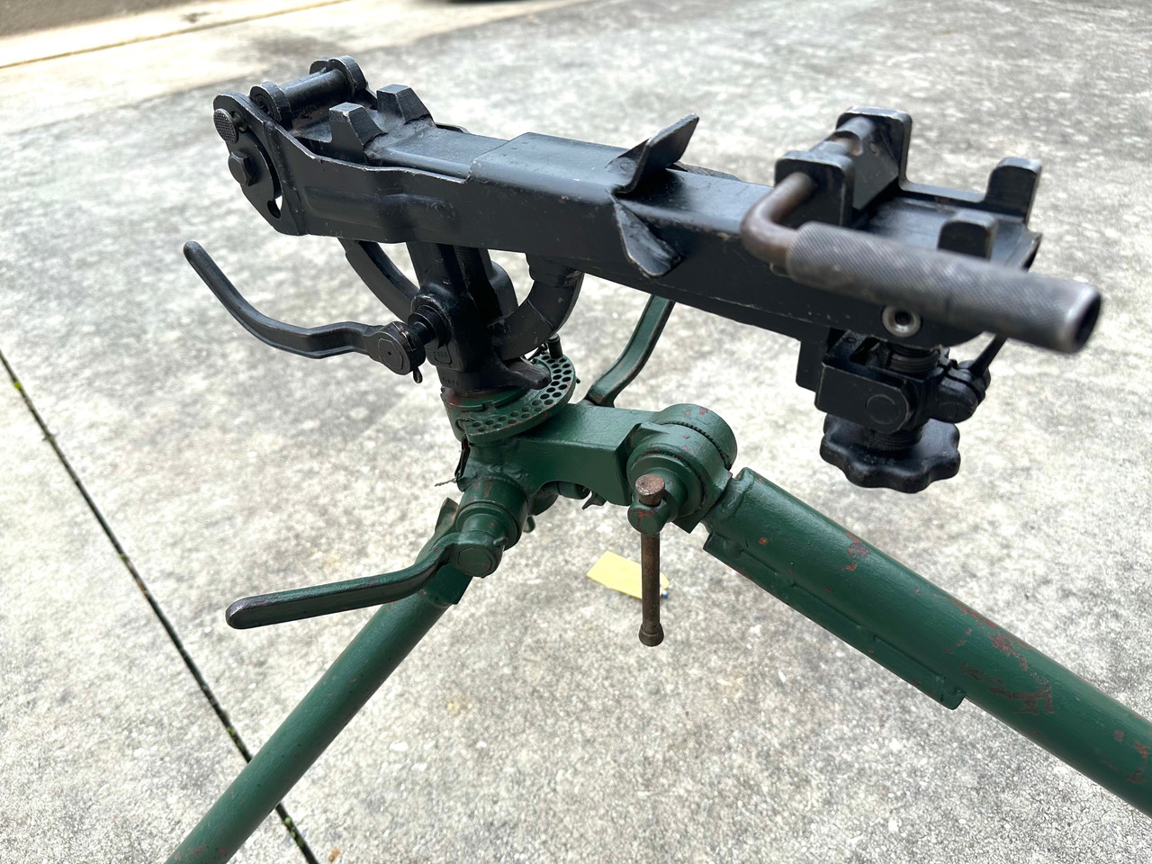 SG-43 Goryunov Tripod