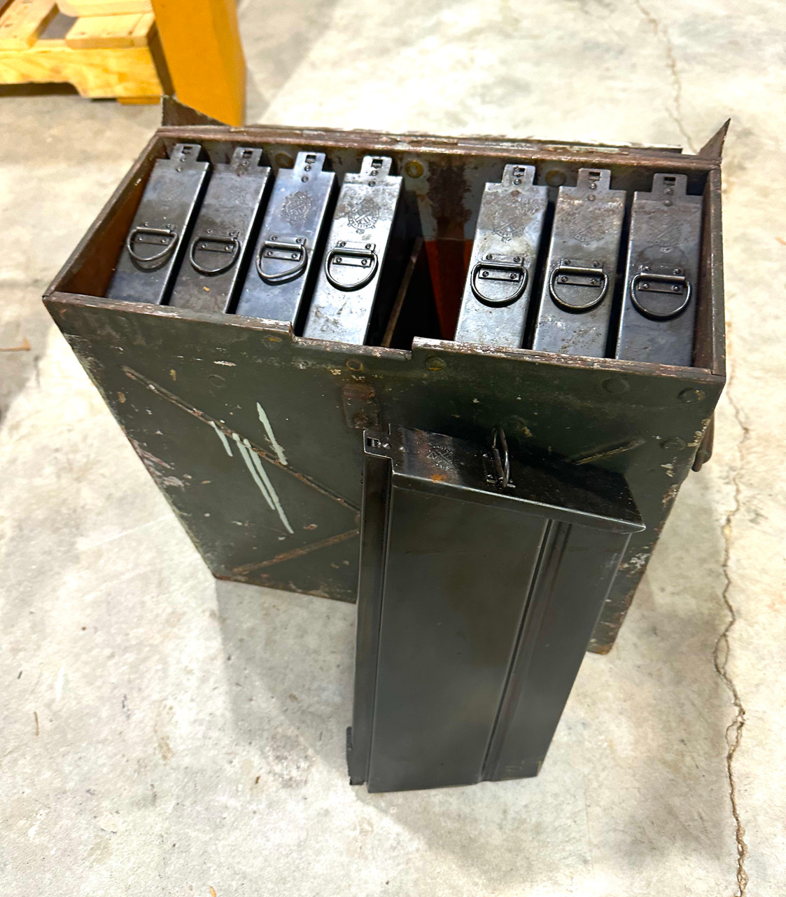 Lot: 13.2mm Hotchkiss M1929 Machine Gun Magazines with Case (SHIPS