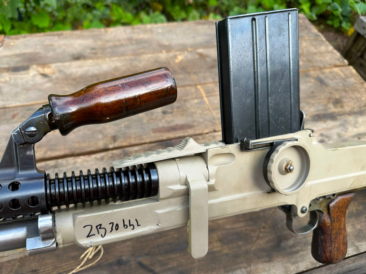 Lot 250731-05: Czech ZB26 Display Machine Gun  with ZB30 Bolts and Barrel