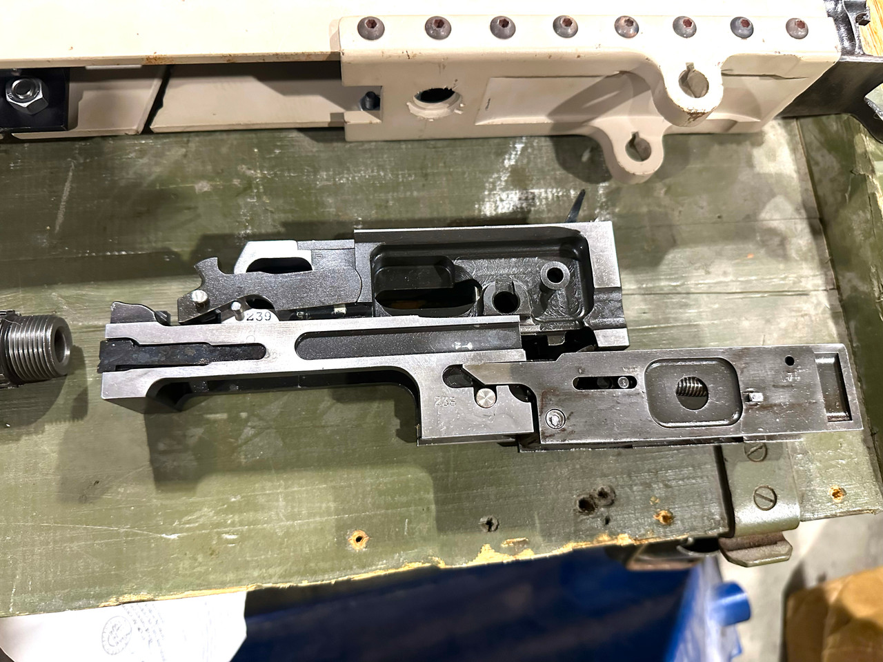 Lot RM-250801-02: Browning FN30 Display and FN38 Bolt Assembly