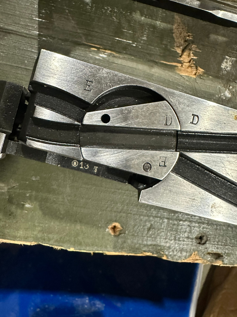 Lot RM-250801-02: Browning FN30 Display and FN38 Bolt Assembly