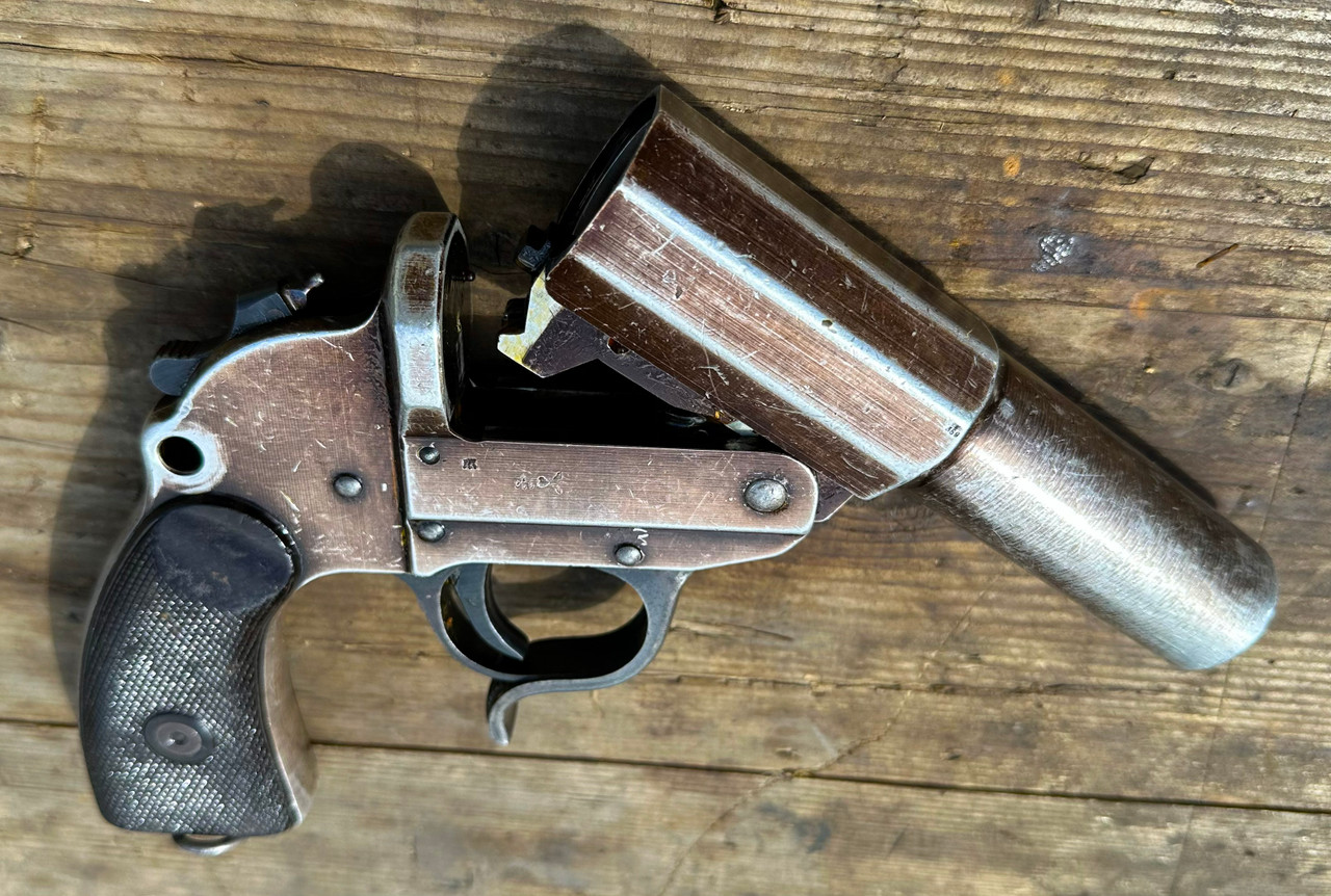 Original German WW2 Walther Leuchtpistole 34 LP34