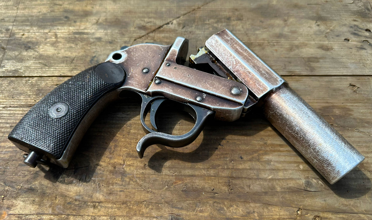 Original German WW2 Walther Leuchtpistole 34 LP34
