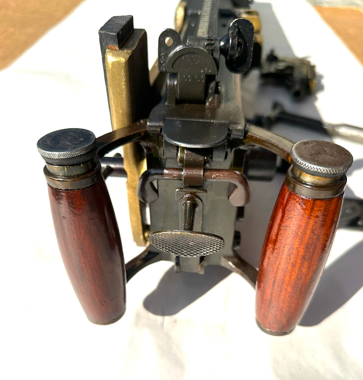 Lot RM-2-6674: Vickers MMG Parts Kit  and Display (ships free) Lot RM-2-6674: Vickers MMG Parts Kit  and Display (ships free)