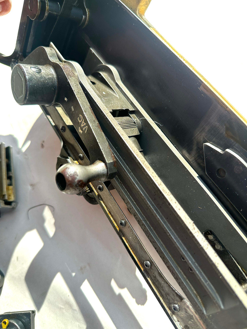 Lot RM-2-6674: Vickers MMG Parts Kit  and Display (ships free) Lot RM-2-6674: Vickers MMG Parts Kit  and Display (ships free)