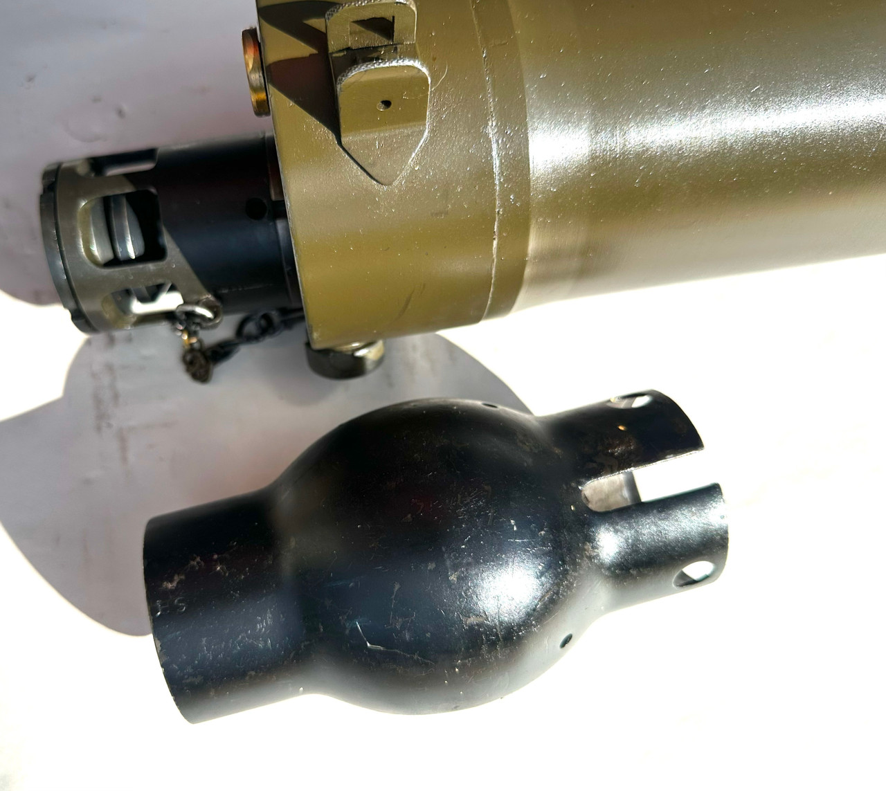 Lot RM-2-6674: Vickers MMG Parts Kit  and Display (ships free) Lot RM-2-6674: Vickers MMG Parts Kit  and Display (ships free)