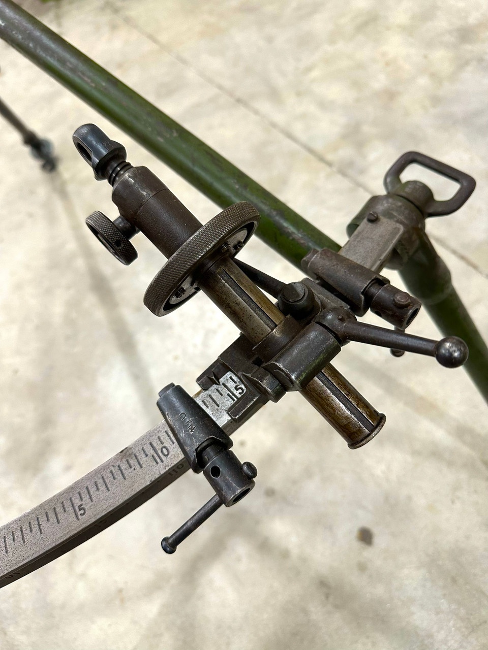Lot: BW-250911-01: British BREN Mk1 Tripod with AA Front Leg- SHIPS FREE TO THE LOWER 48