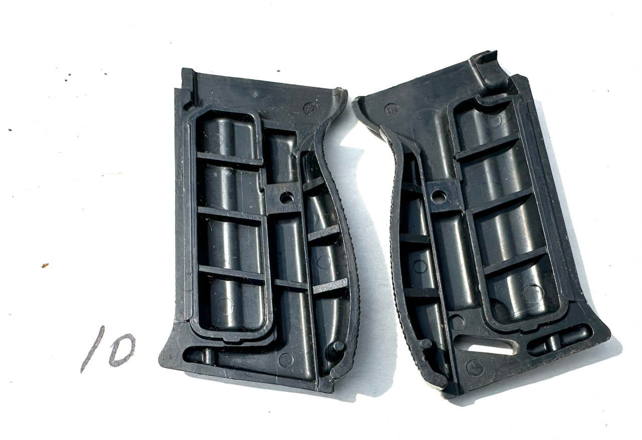 Walther P38, P1, P4 version pistol grips black plastic